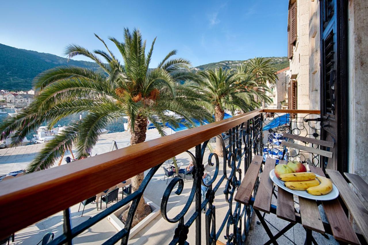 Seafront Rooms Koluna Komiža Extérieur photo