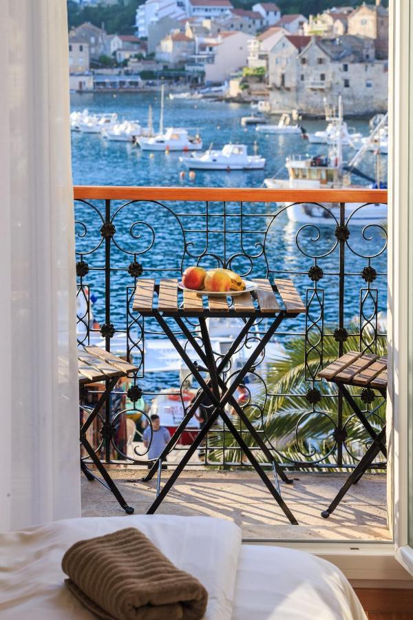 Seafront Rooms Koluna Komiža Extérieur photo